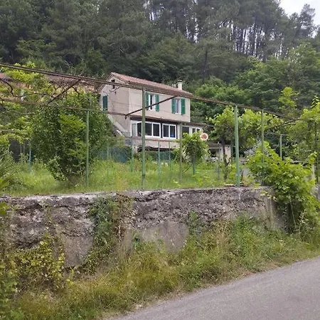 Maison Au Bord De La Riviere * Peyremale